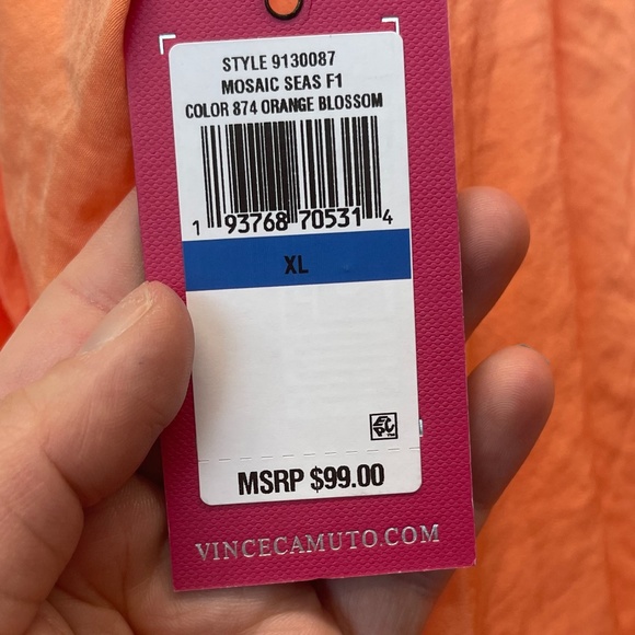 NWT Vince Camuto Bell sleeve off the shoulder top - Picture 7 of 7